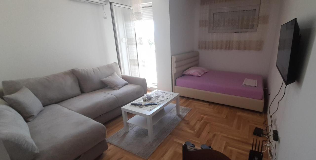 Apartment Luka Podgorica Extérieur photo