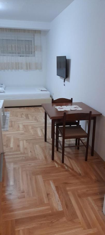 Apartment Luka Podgorica Extérieur photo